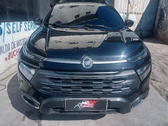 FIAT TORO 2.0 16V TURBO DIESEL ULTRA 4WD AT9 FIAT TORO 2.0 16V TURBO DIESEL ULTRA 4WD AT9